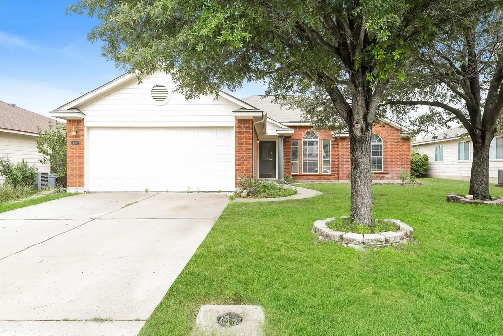 1561 Kenneys Way, Round Rock
