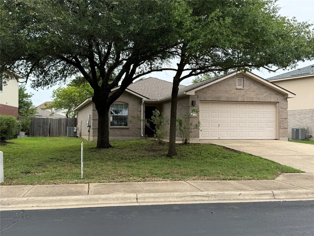 316 Meadow Park Drive, Georgetown