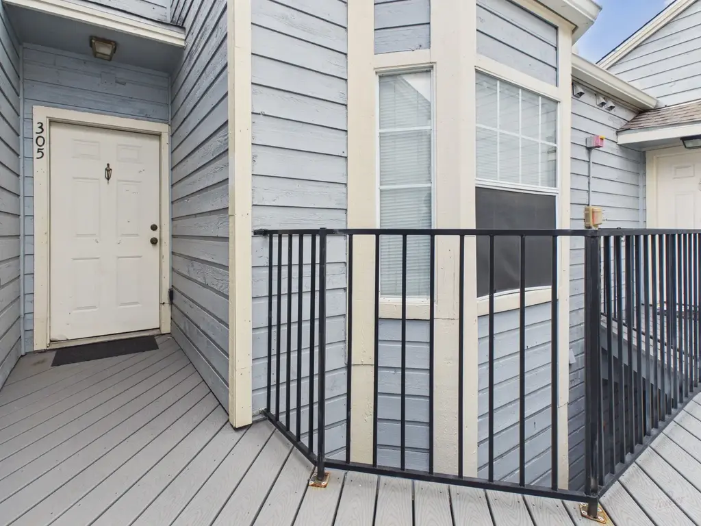 3111 Tom Green Street 305, Austin