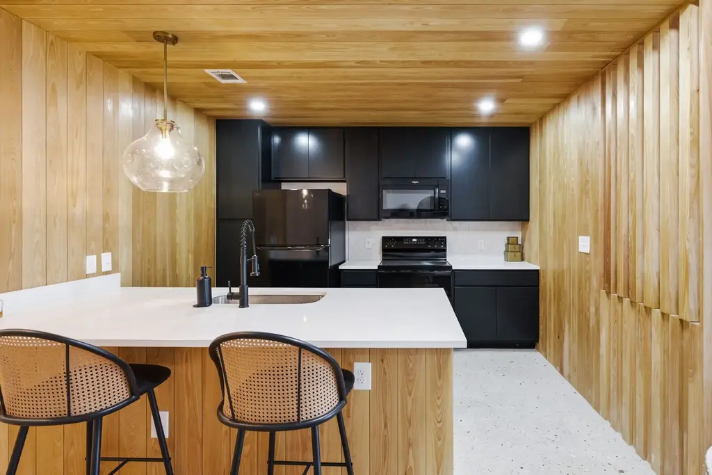 2505 Thornton Road 2204, Austin