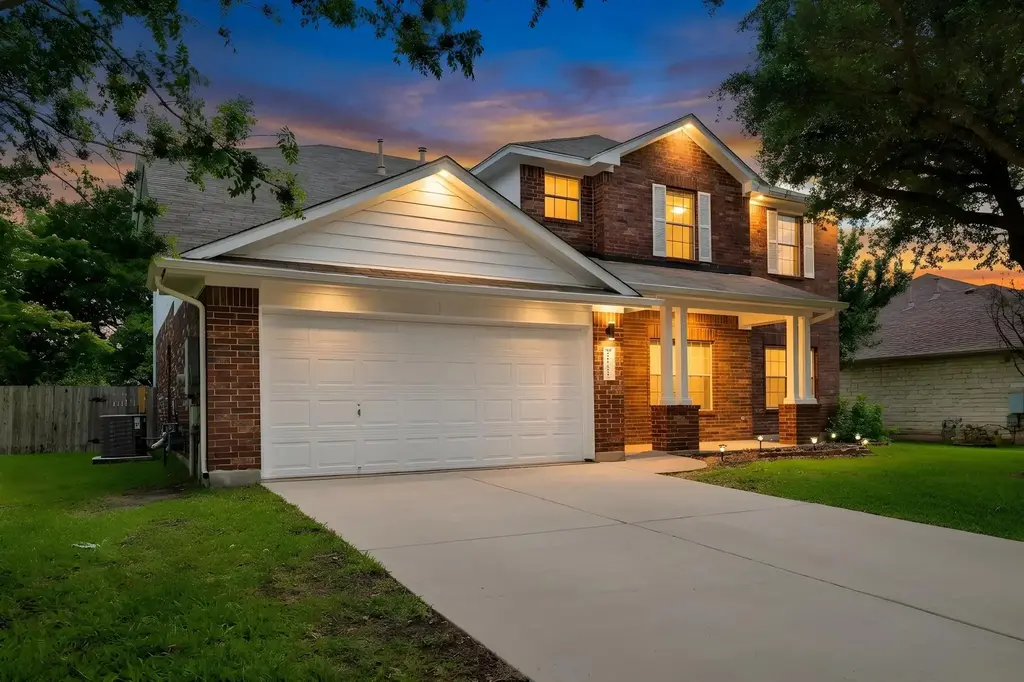 1511 Gardena Canyon Drive, Pflugerville