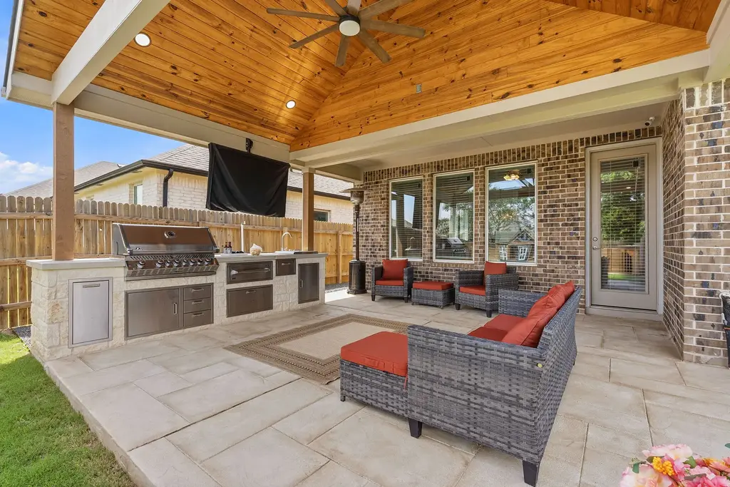 2105 Wildhorse Street, Leander