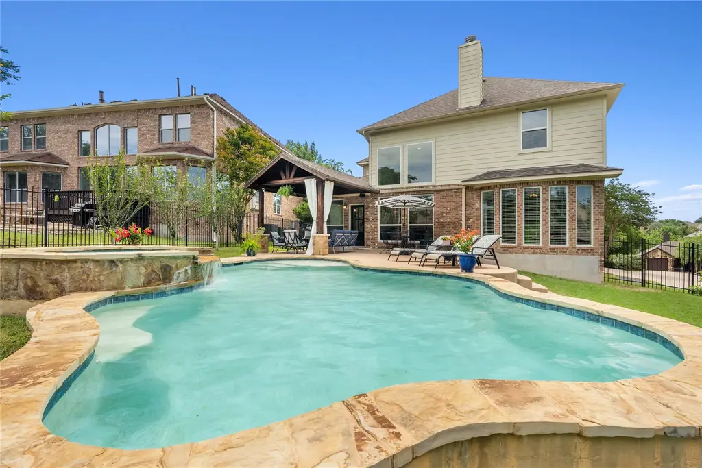2211 Buffalo Gap, Leander