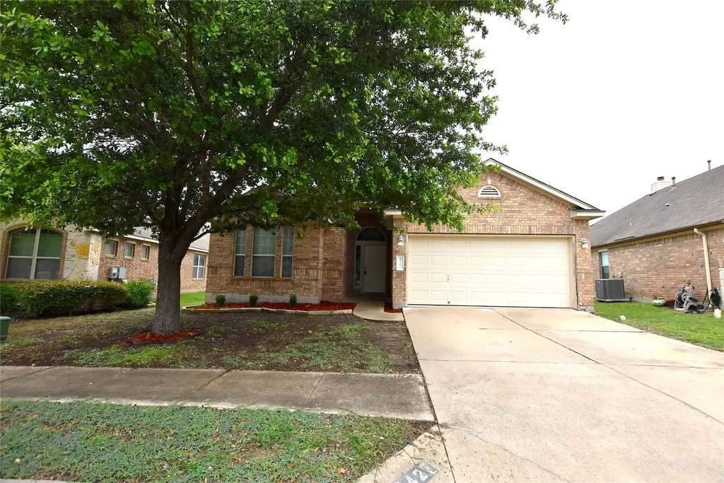 427 Tranquility Mountain, Buda