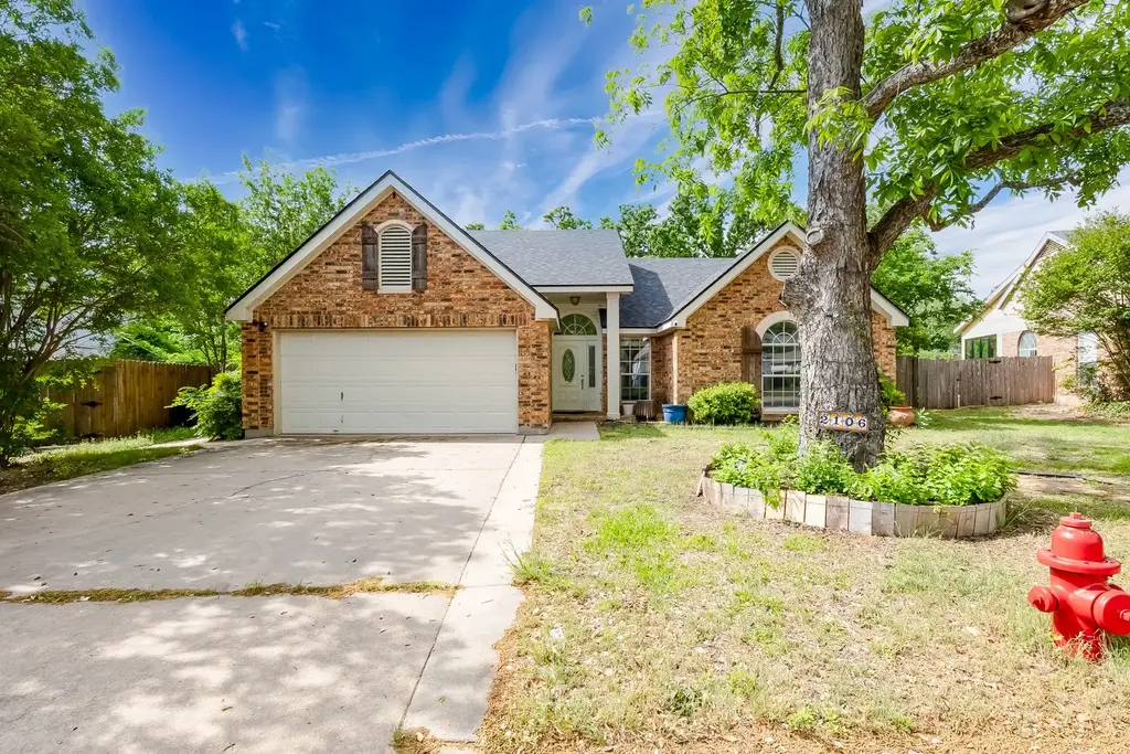 2106 Heather Drive, Cedar Park