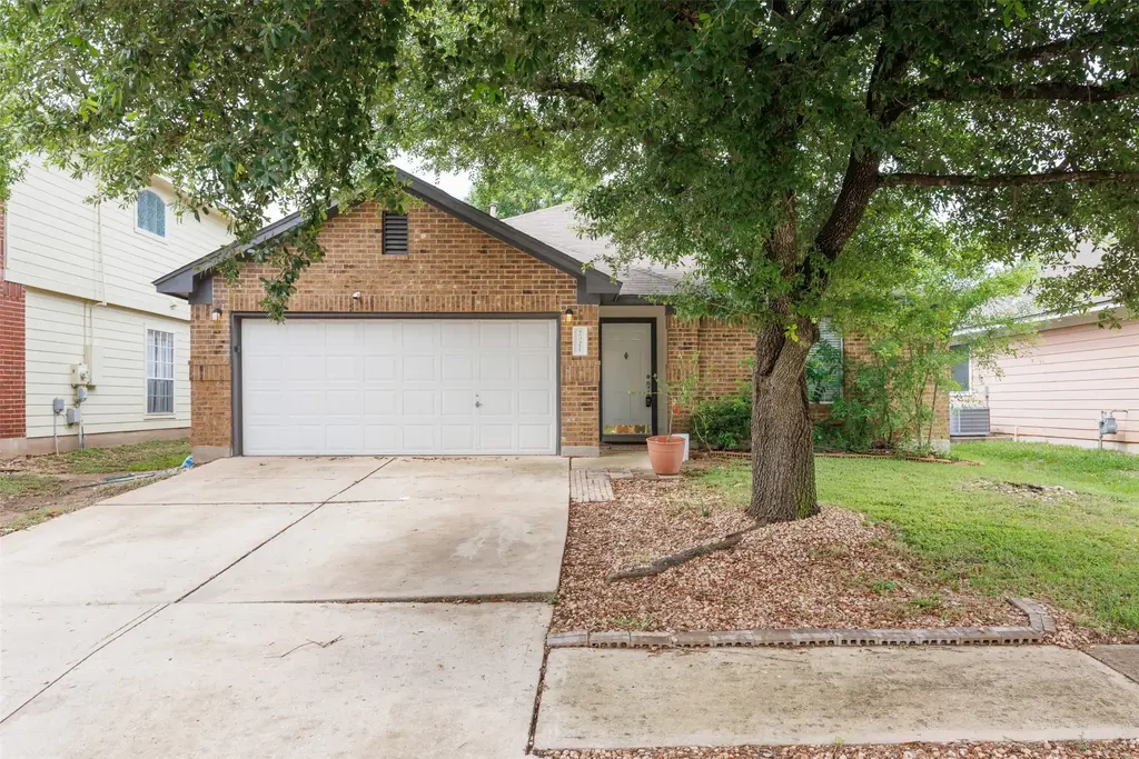 2021 Monica Lane, Round Rock