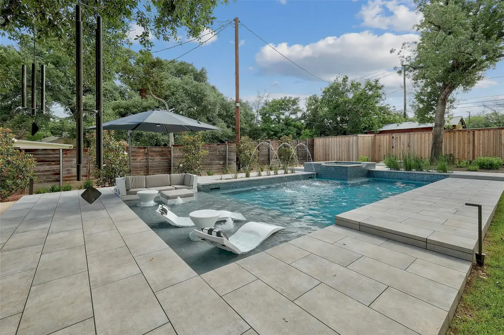 4703 Highland Terrace, Austin