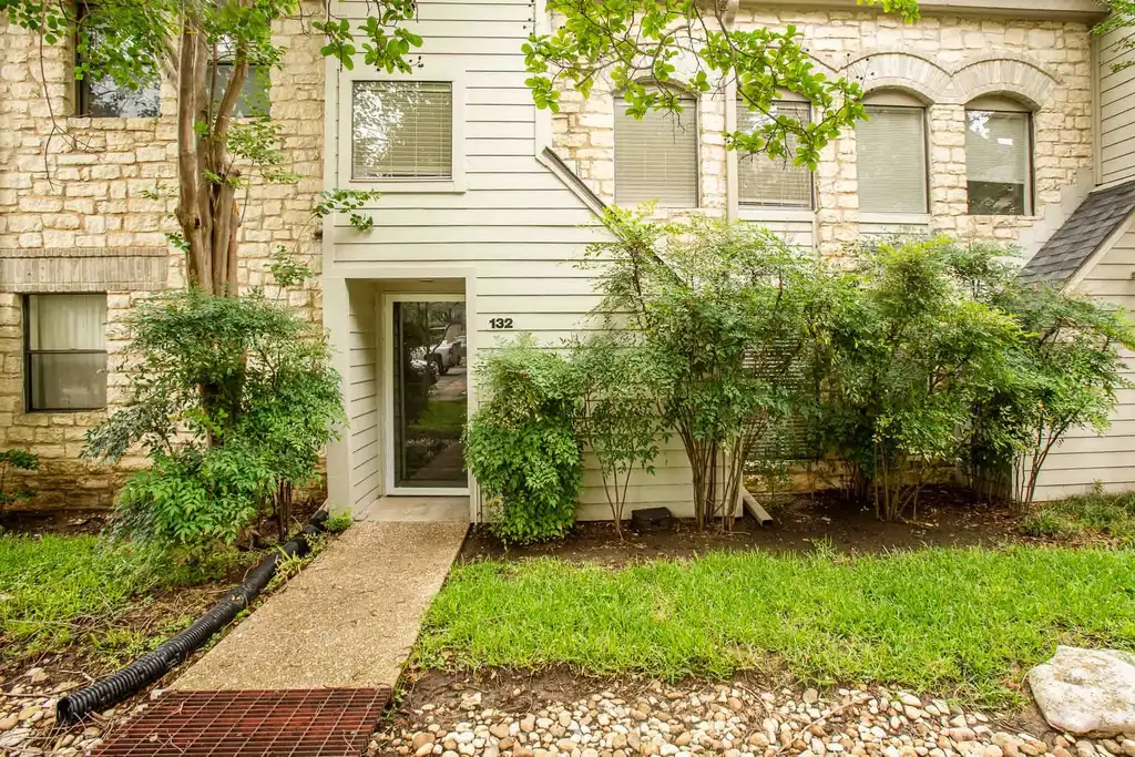 9226 Jollyville Road 132, Austin