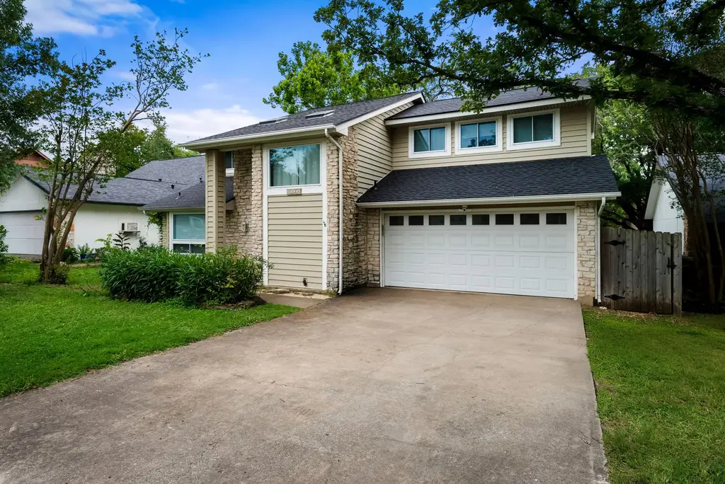 7214 Teaberry Drive, Austin