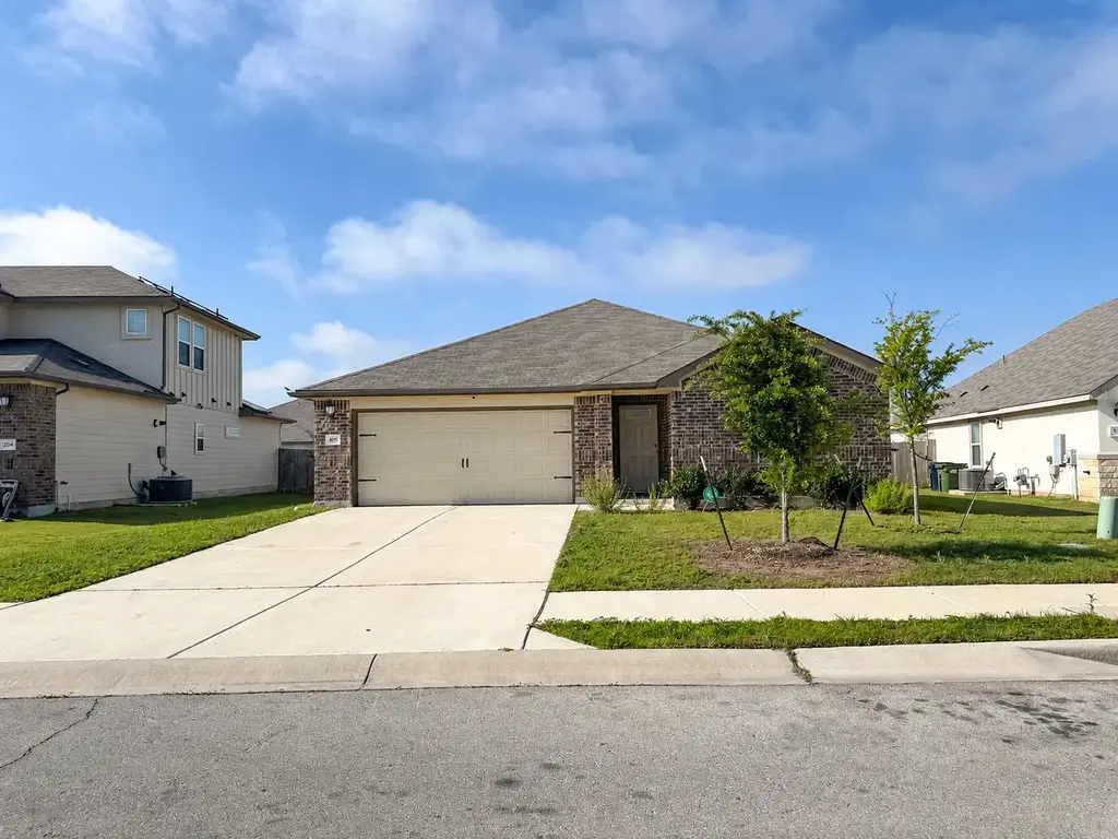 202 Autumn Leaf Road, Hutto