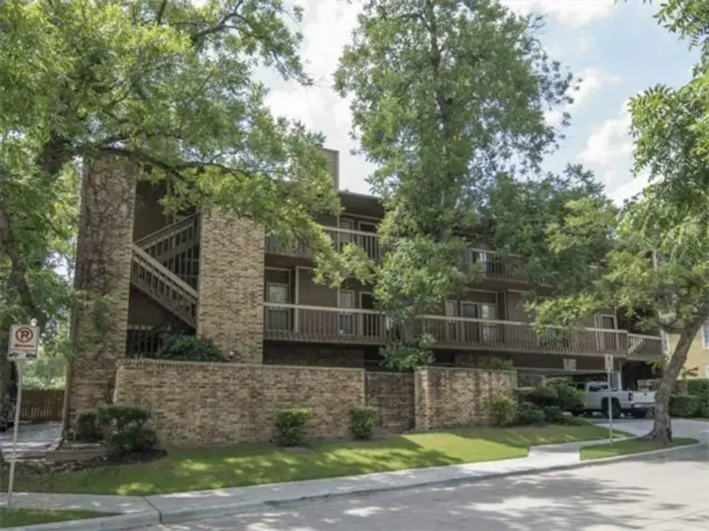 612 Park Place 205, Austin