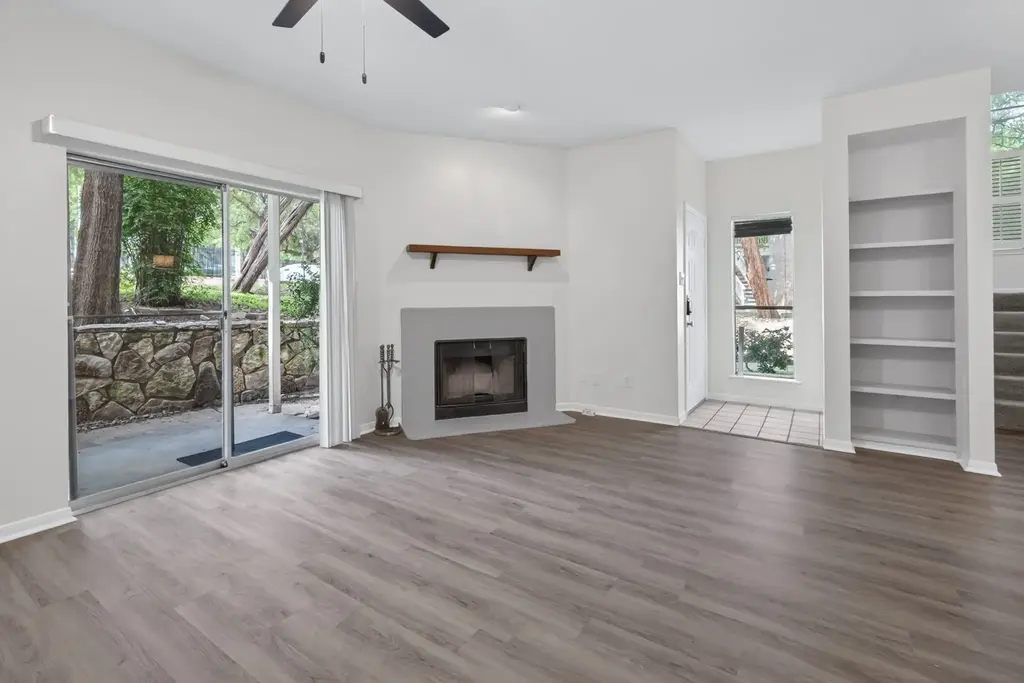 2450 Wickersham Lane 801, Austin