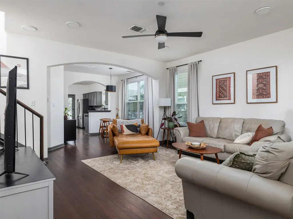 532 Lookout Tree Lane, Round Rock