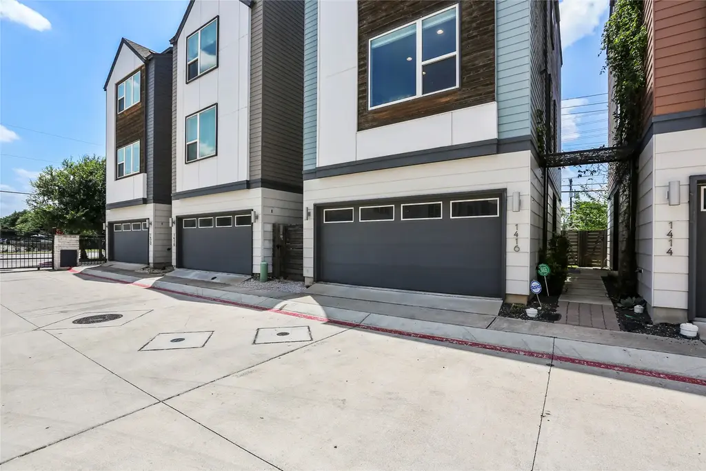 1416 Waterloo Shore Lane 3, Austin