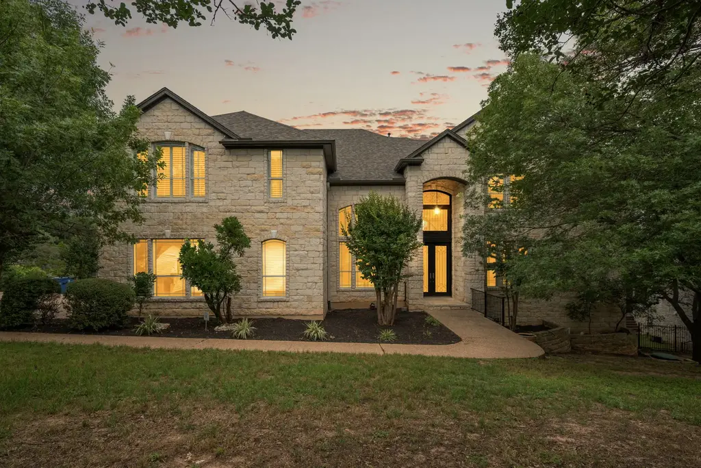 10105 Pickfair Drive, Austin