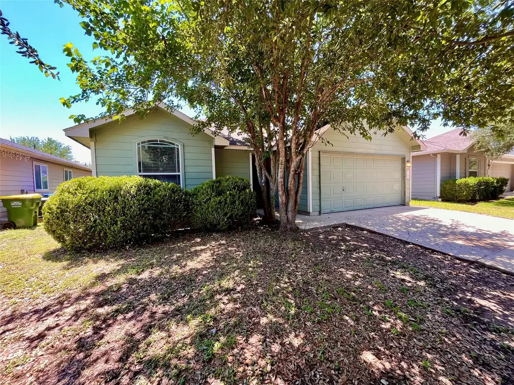 11505 Burton Street, Manor