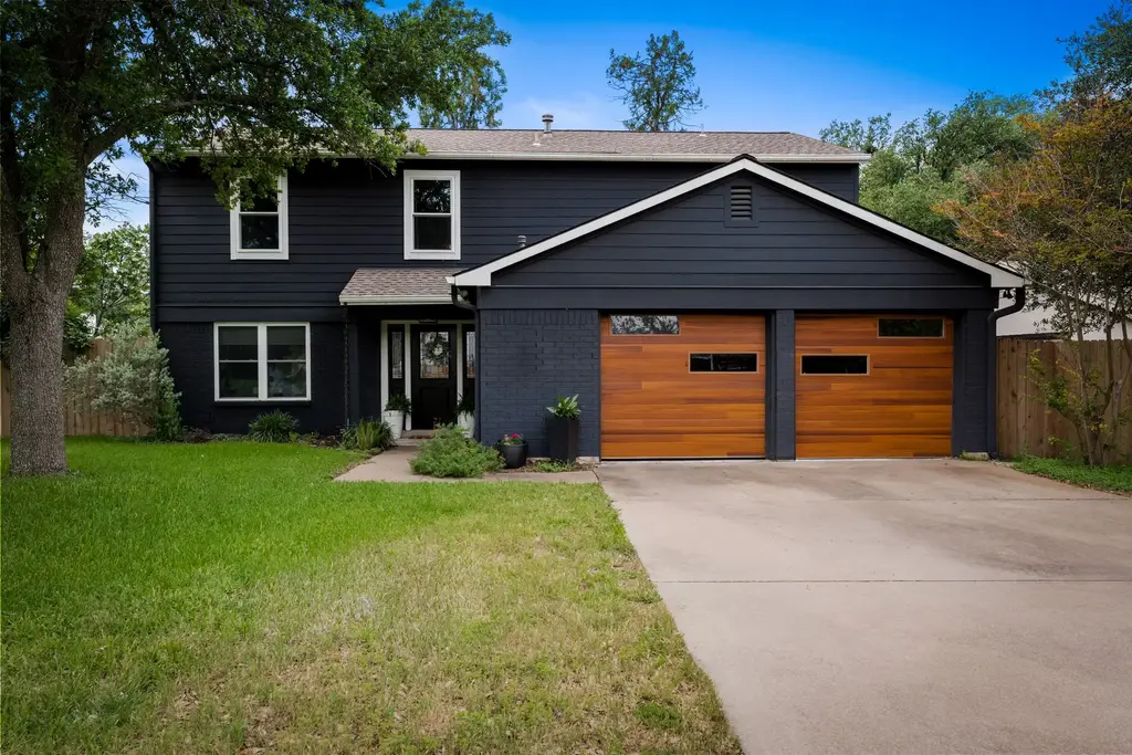11600 Parkfield Drive, Austin