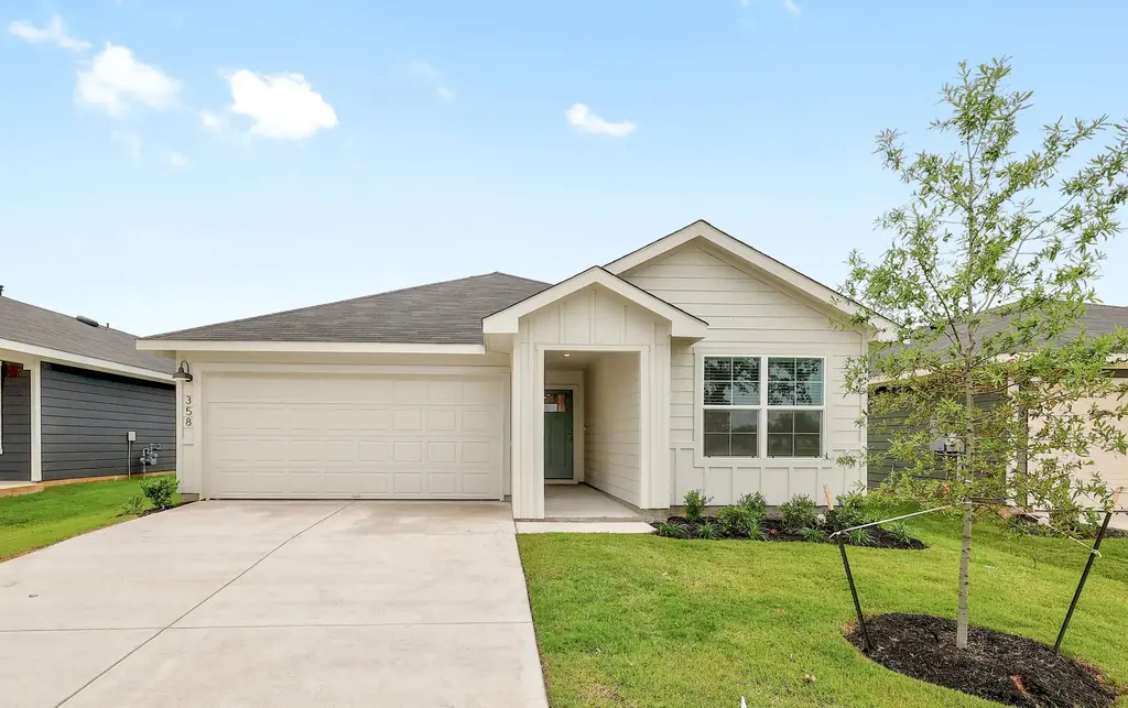 358 San Juan Trail, Bastrop
