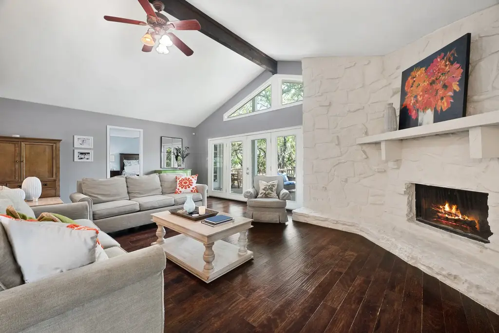 1211 Falcon Ledge Drive, Austin
