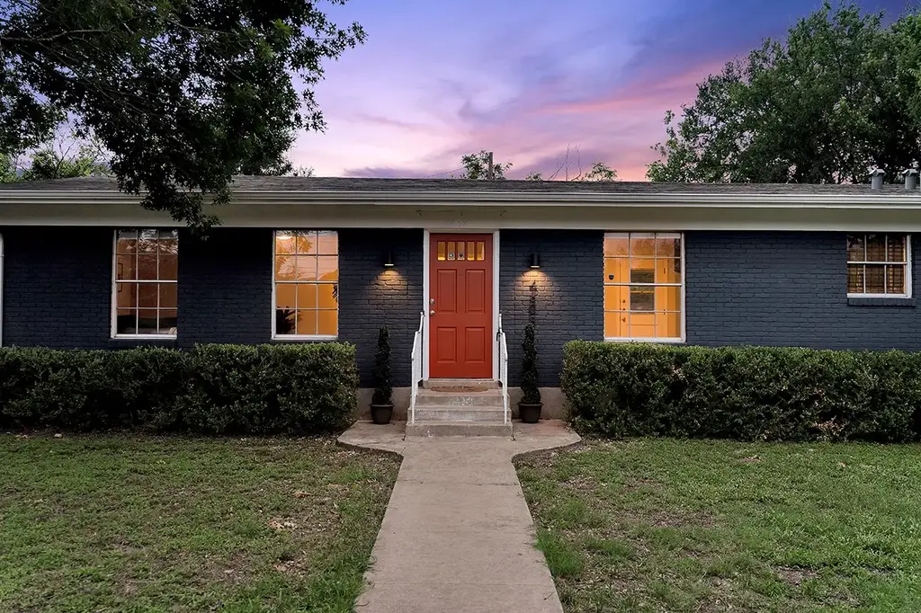 4308 Airport Boulevard, Austin