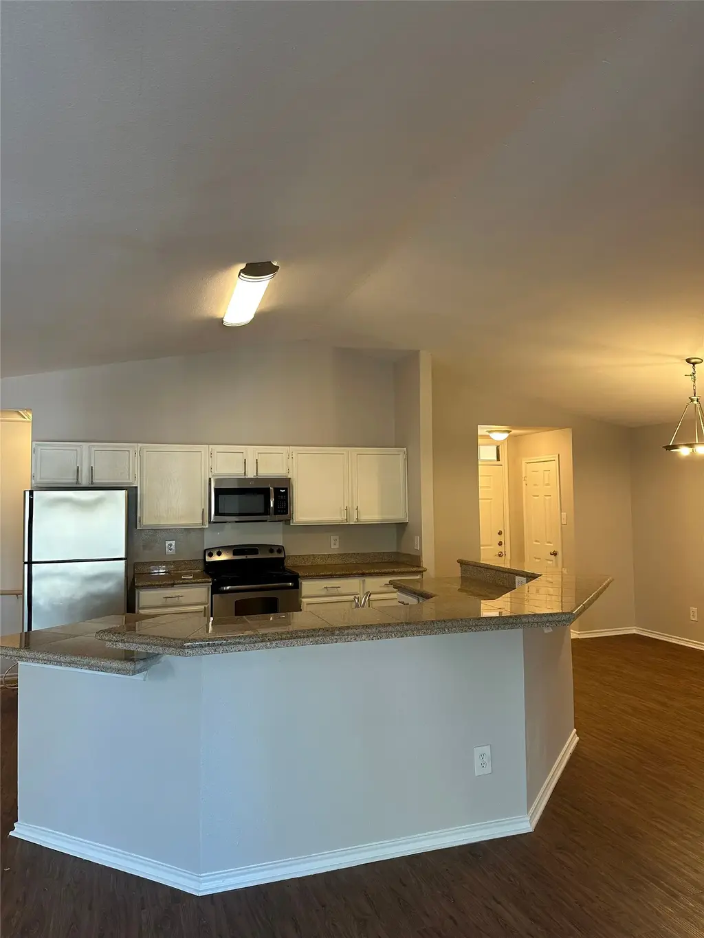 6804 N Capital Of Texas 323, Austin