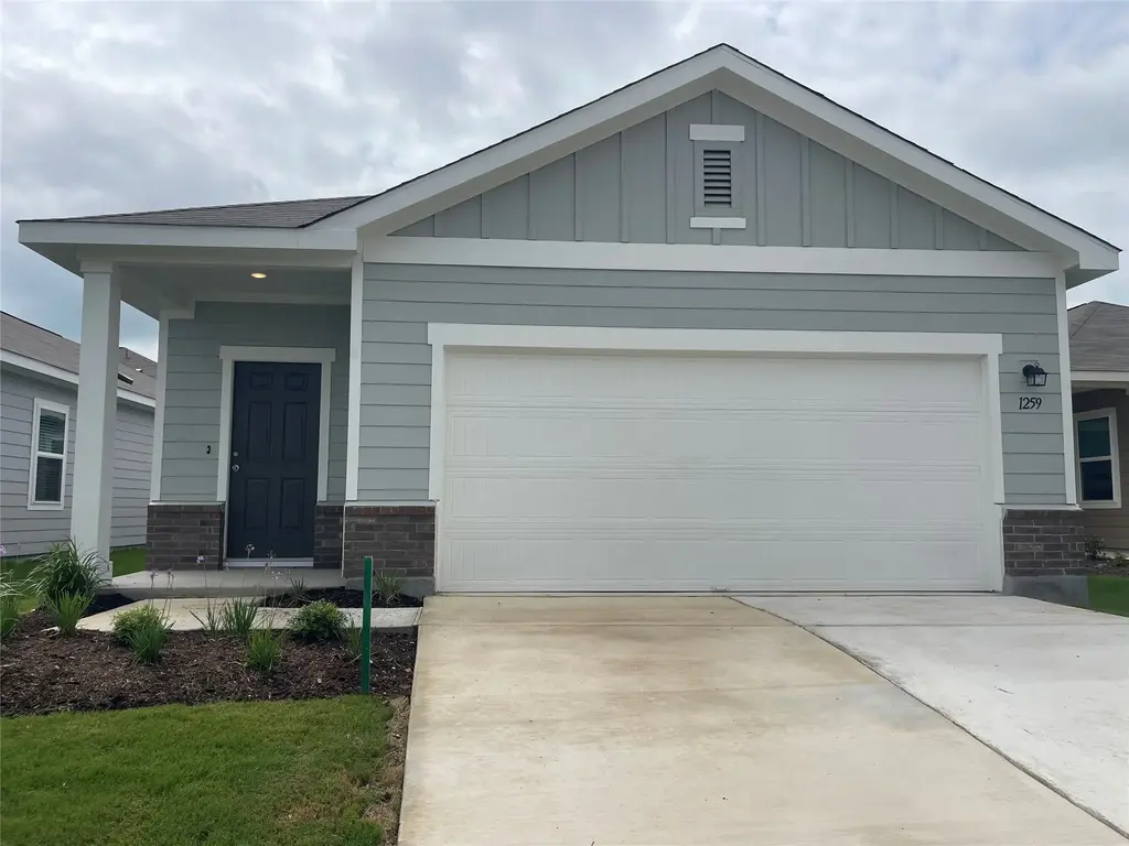 1259 Delta Crest, Maxwell