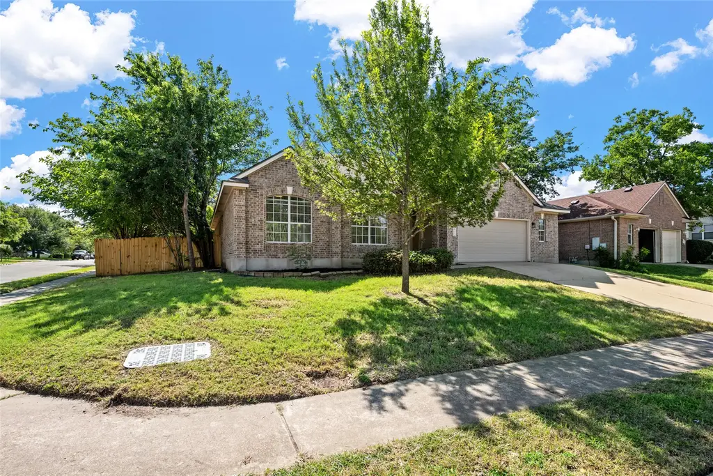 2212 Speidel Drive, Pflugerville