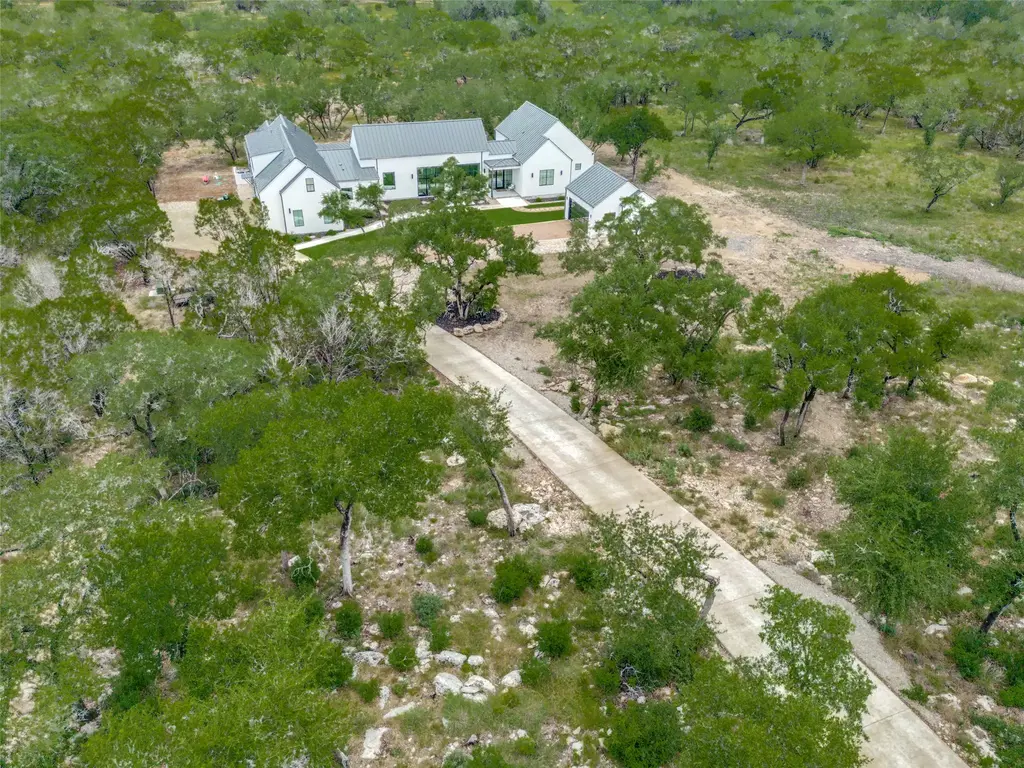 1958 Paradise Parkway, Canyon Lake