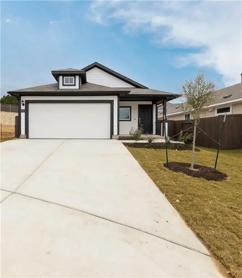 5705 Respinto Drive, Austin