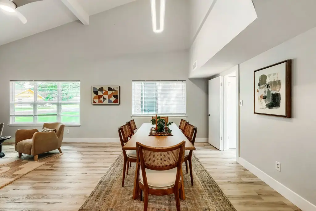 12410 Blossomwood Drive, Austin