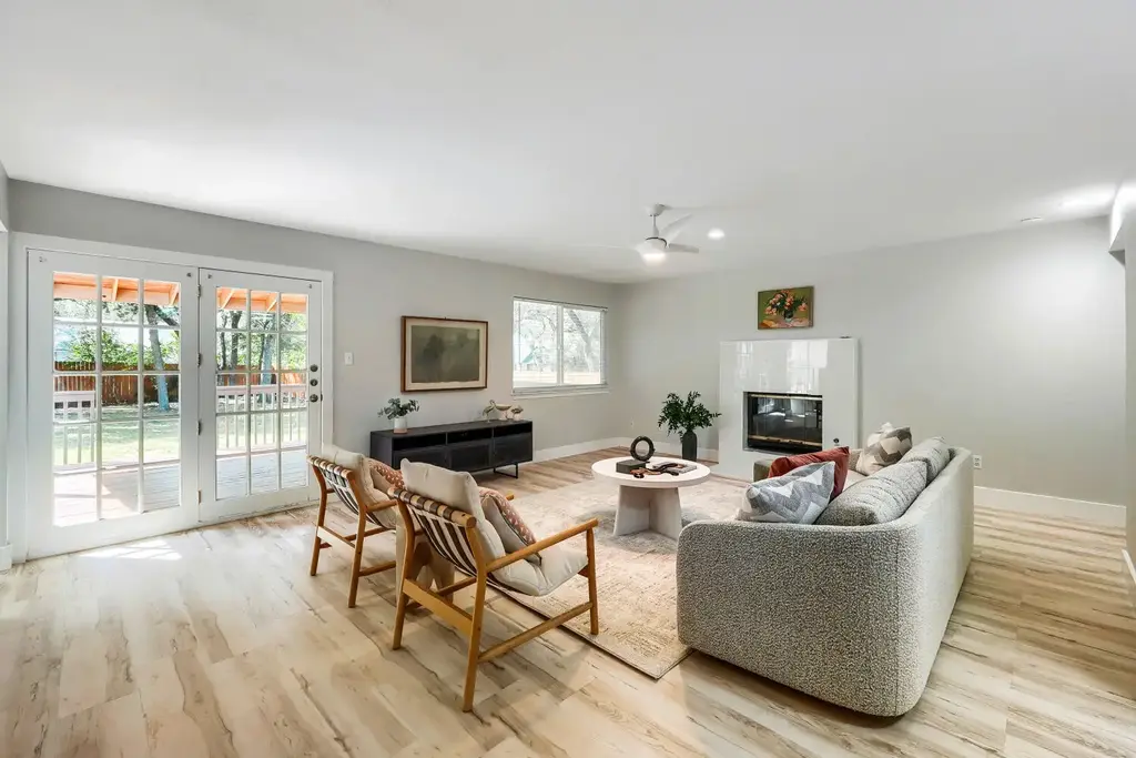 12410 Blossomwood Drive, Austin