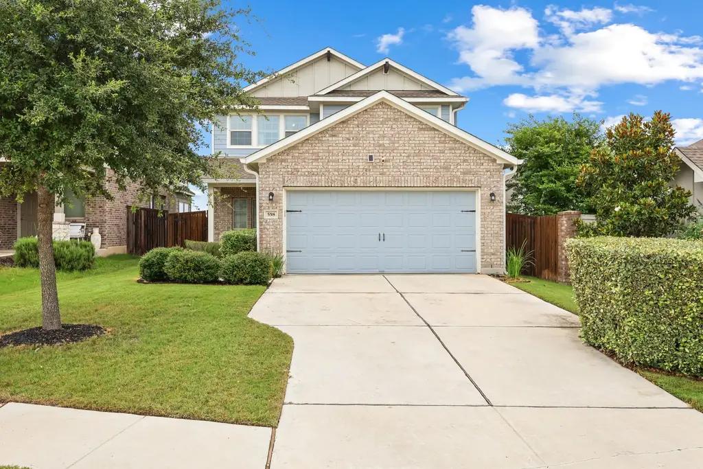 558 Nautical Loop, Kyle