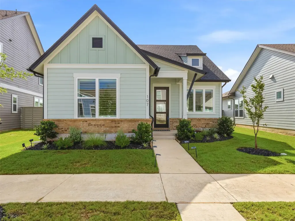 107 Breda Avenue, Bastrop