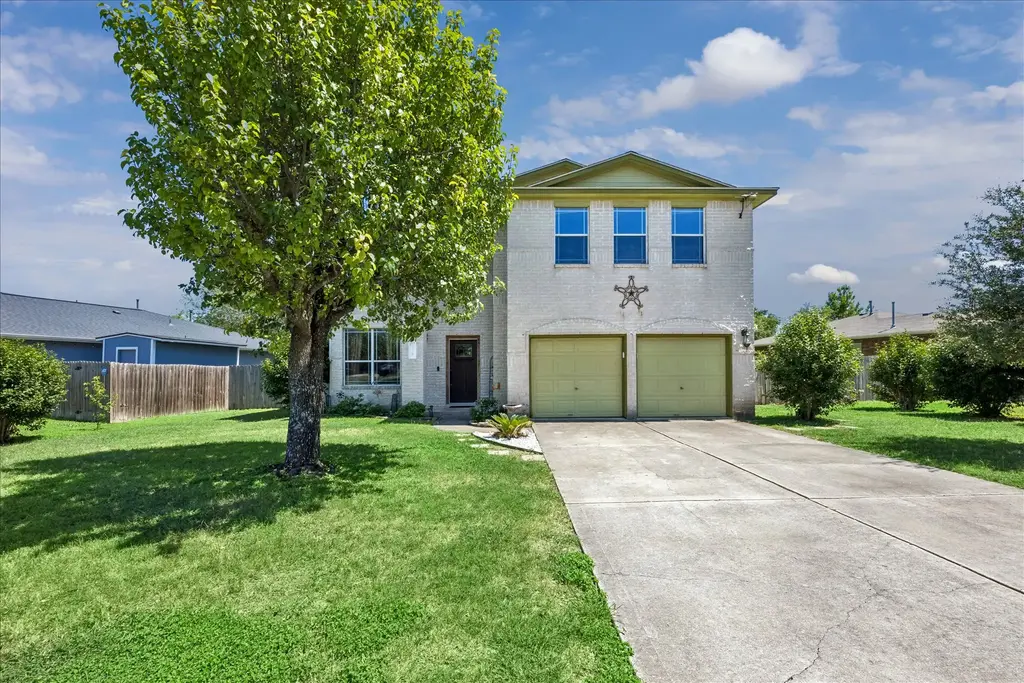 338 Spring Branch Loop, Kyle