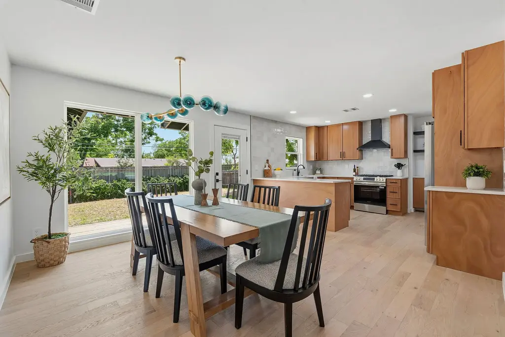 1203 Ridgehaven Drive, Austin