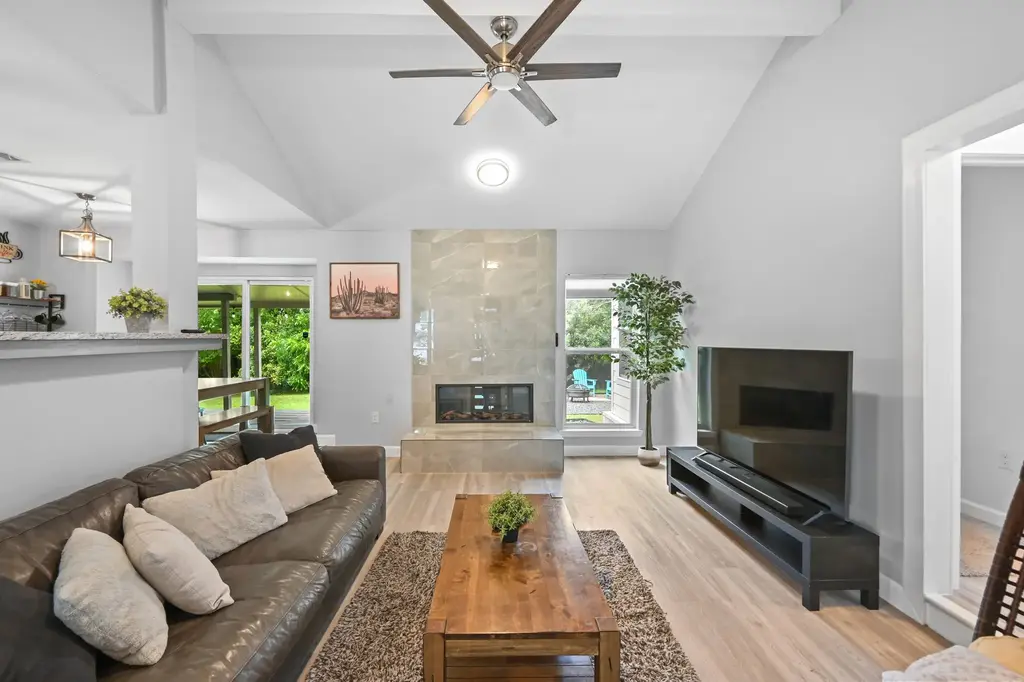 7409 Chisos Pass, Austin