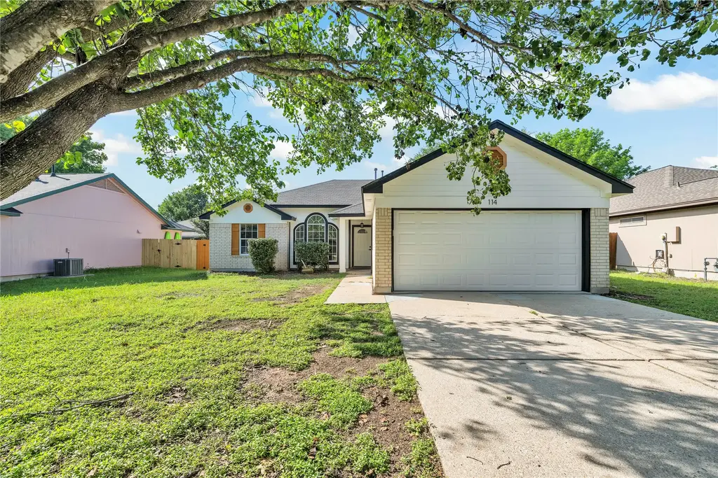 114 Evergreen Circle, Georgetown