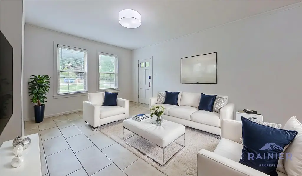 1703 Summit View A, Austin