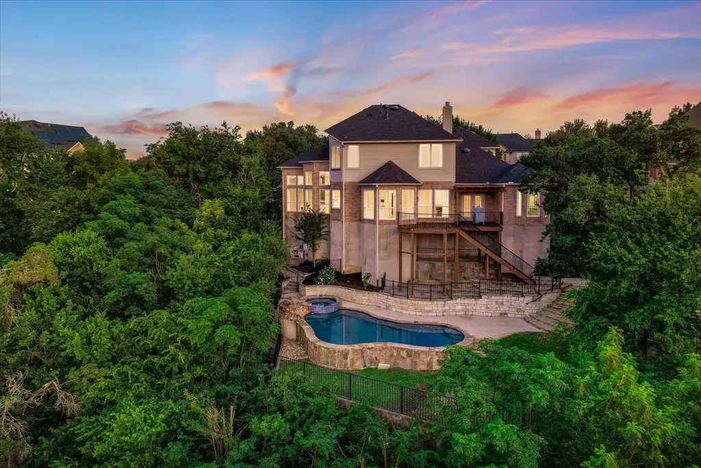 5506 Merrywing Circle, Austin
