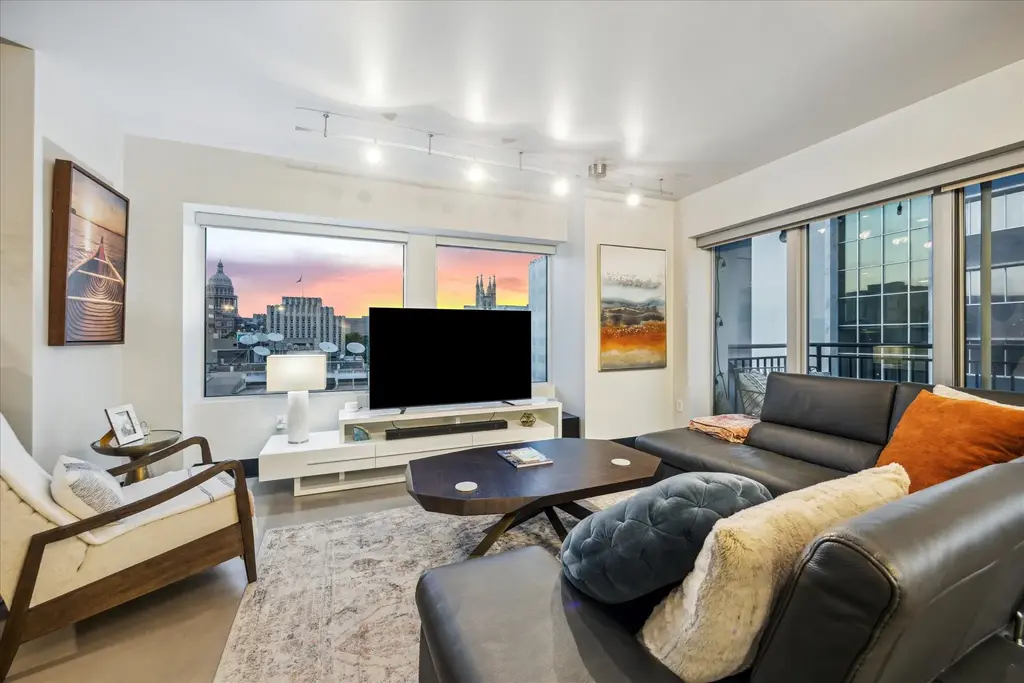 800 Brazos Street 1007, Austin