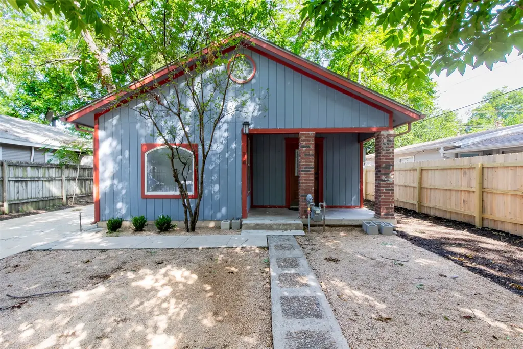 74 Julius Street, Austin