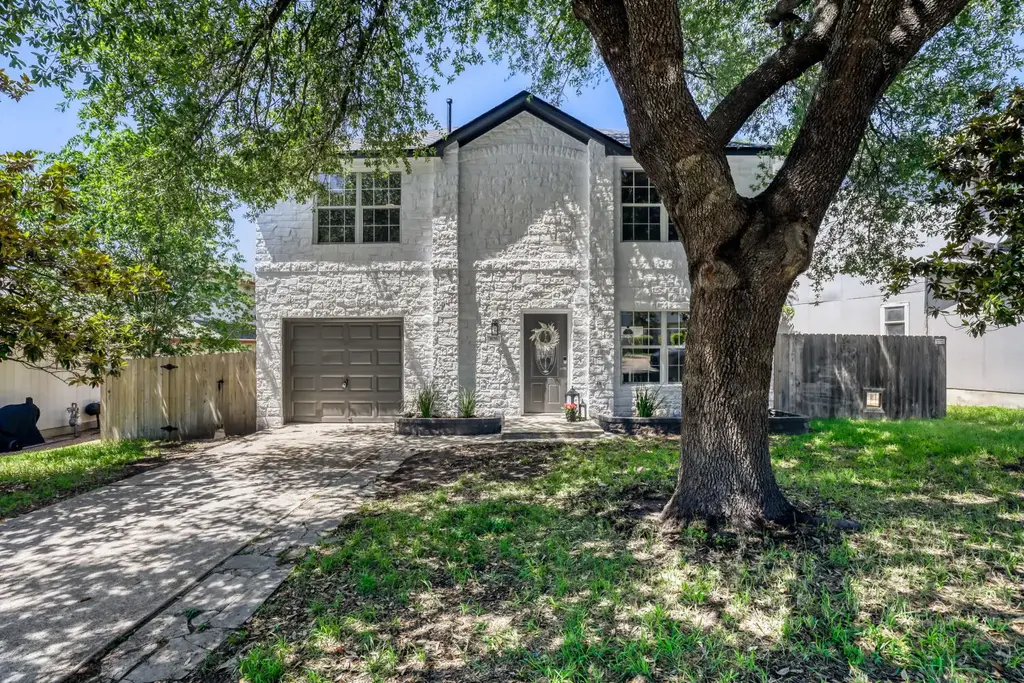 1626 Parkfield Circle, Round Rock