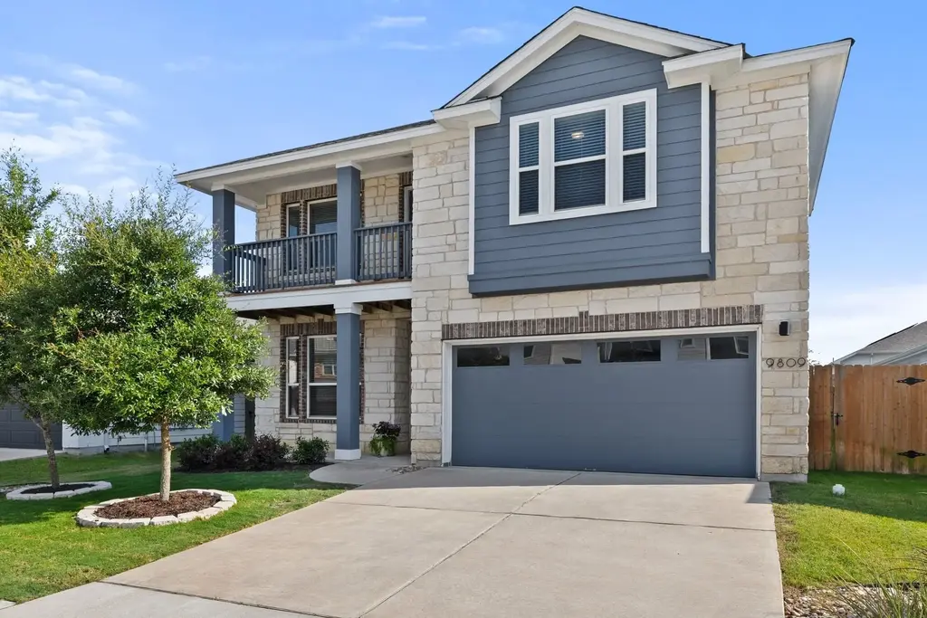9809 Eloquence Drive, Manor