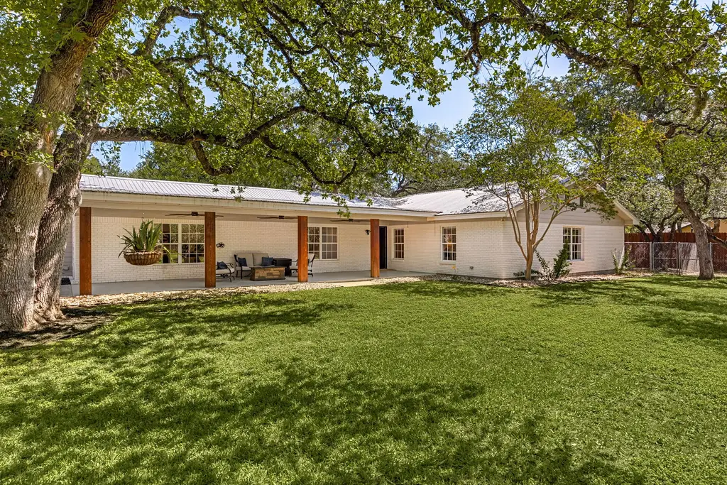 1501 W Park Street, Cedar Park