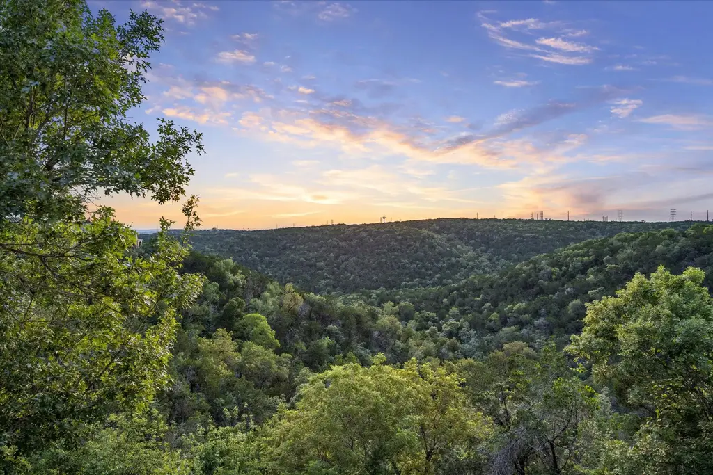 6302 River Place Boulevard, Austin