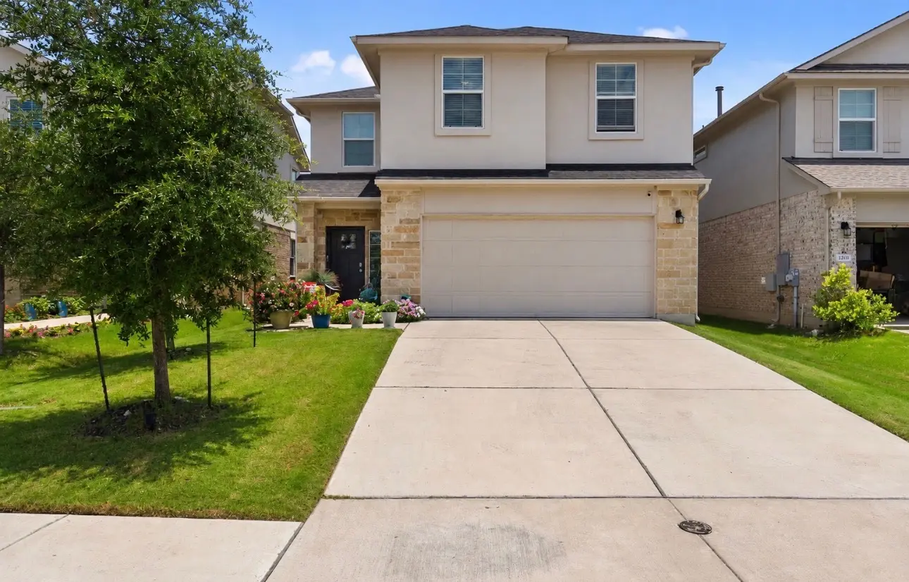 Photo of Listing #8414455