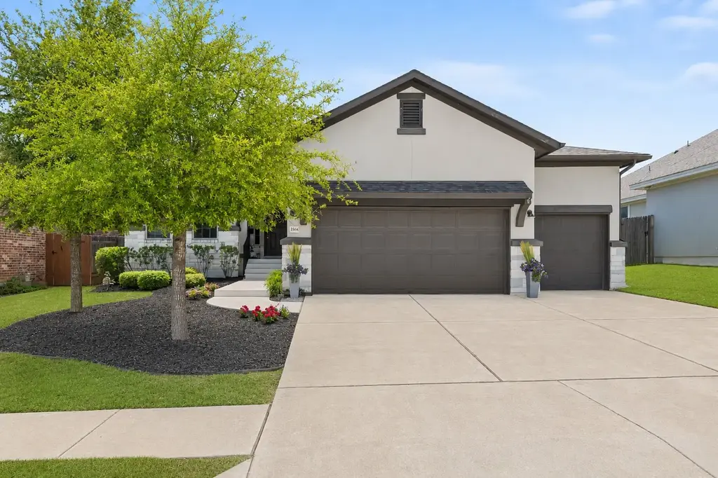 186 Adina Drive, Dripping Springs