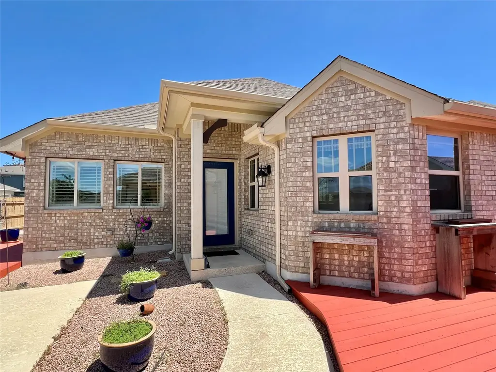 401 Arabian Colt Drive, Georgetown