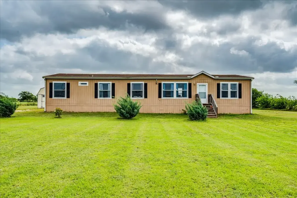 125 Sun View Road, Bertram