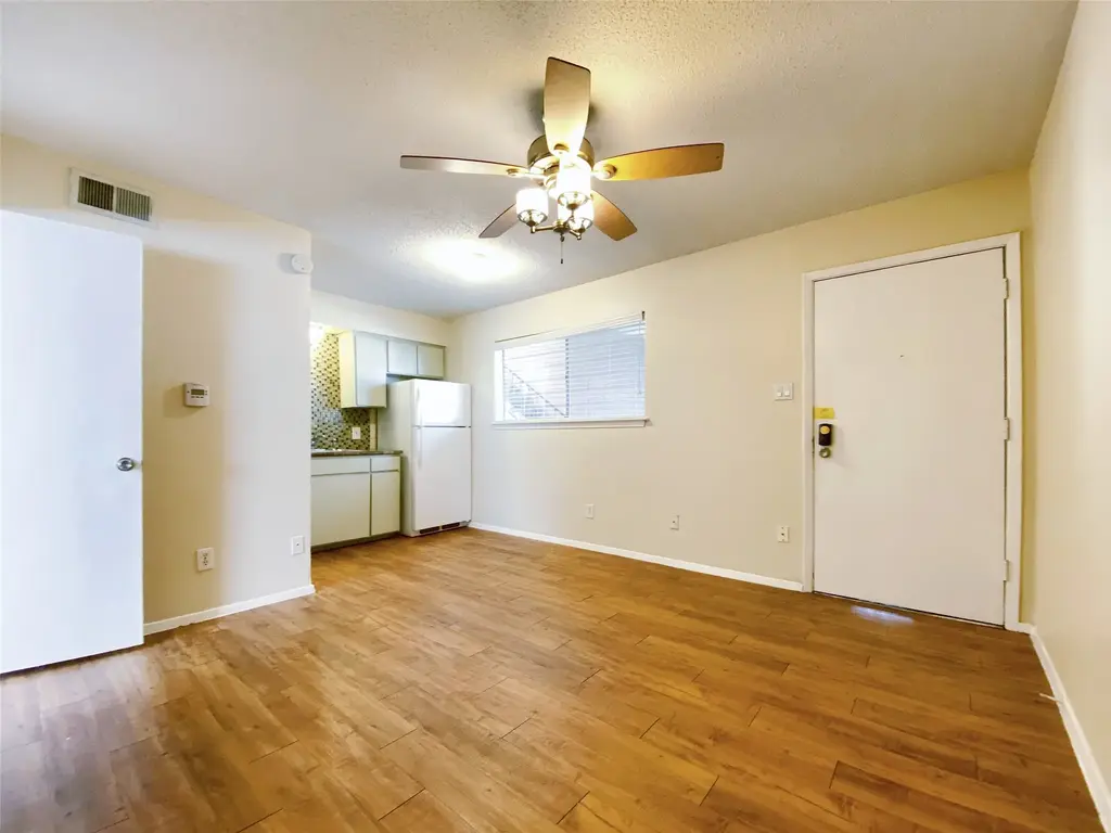 2800 Swisher Street 116, Austin